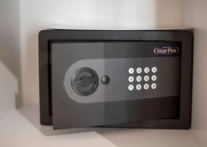 Fofi's Elegant * 코스 타운