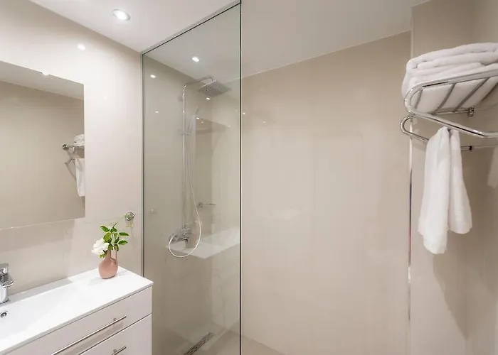 Fofi's Elegant Апартаменты *