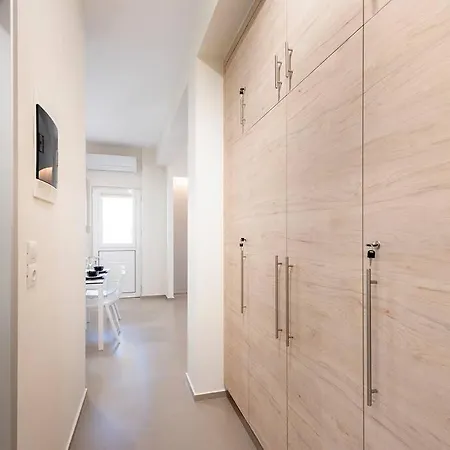 Fofi's Elegant * Kos-Stadt