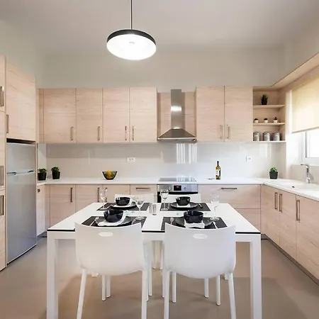 Apartment Fofi's Elegant