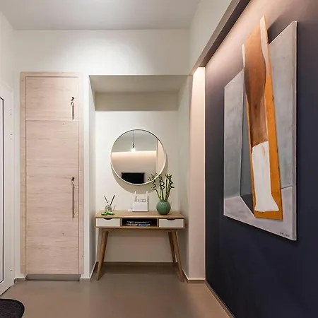 Fofi's Elegant Apartment *